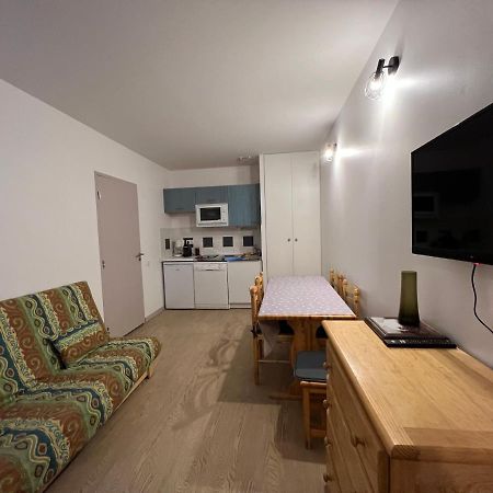 Bel Appartement En Rez De Chaussee 코트레 외부 사진
